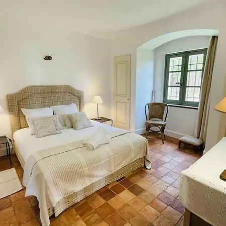 Vllla Proche Plage, Piscine, Vue Апартаменты