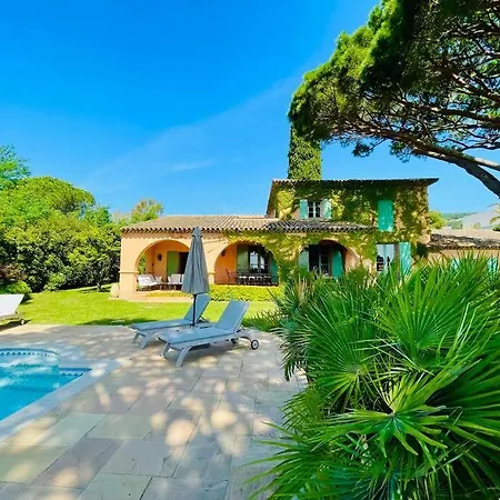 Apartment Vllla Proche Plage, Piscine, Vue Grimaud